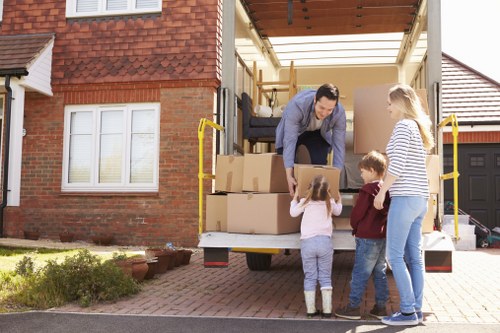 Flexible self storage in Millhill for moving and organization